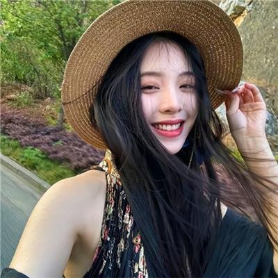 踏浪女人