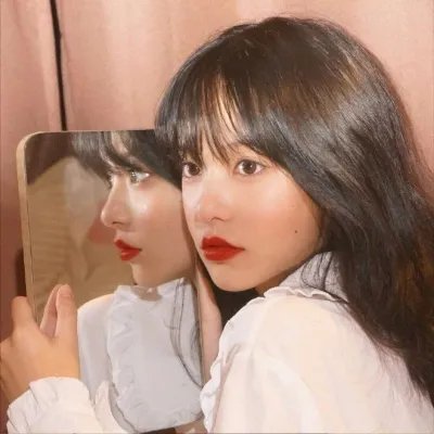 接近无限的白